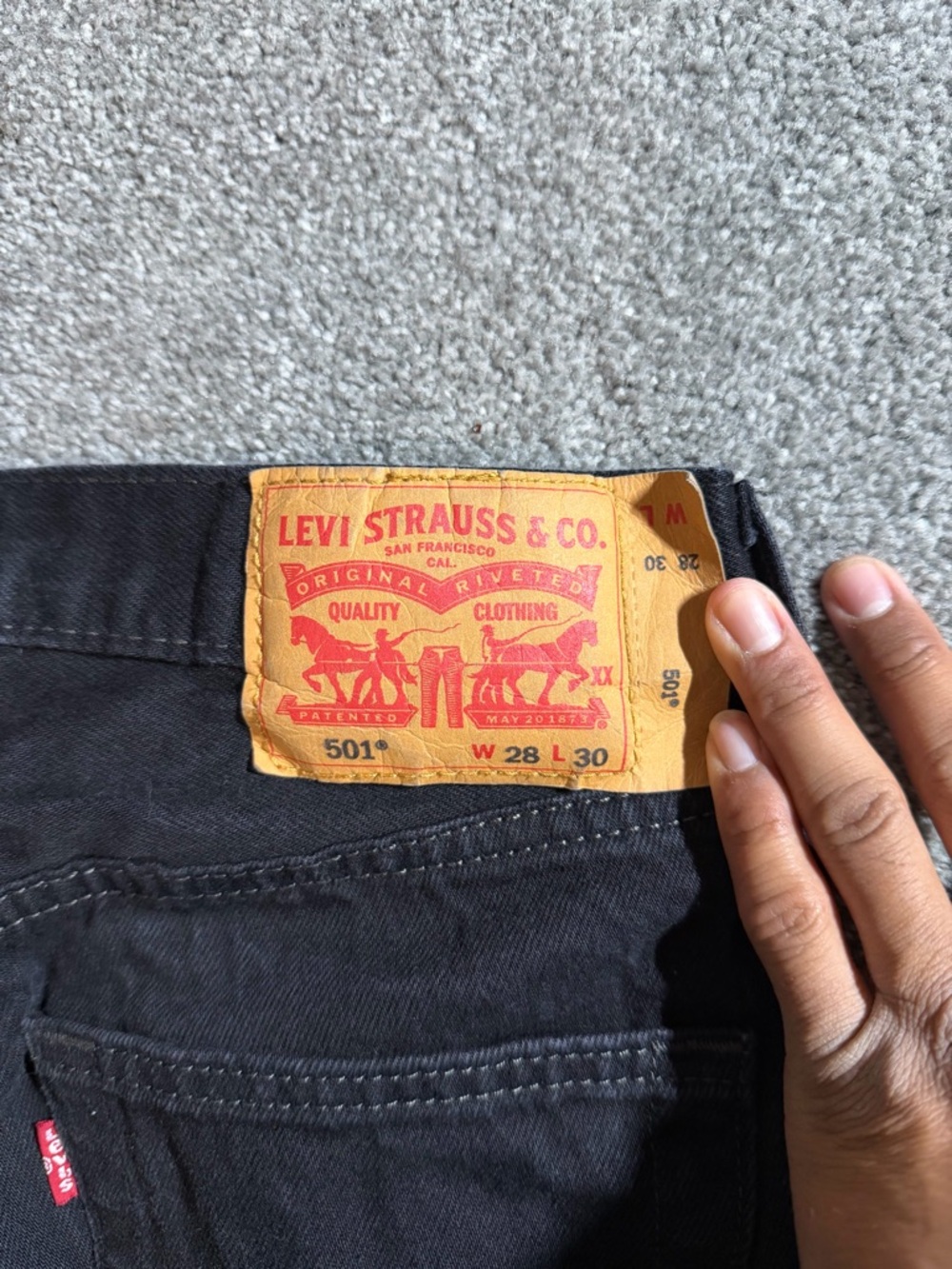 Levi’s 501 Original Fit Black Jeans W28 L30 Button Fly Straight Leg - Picture 8 of 12